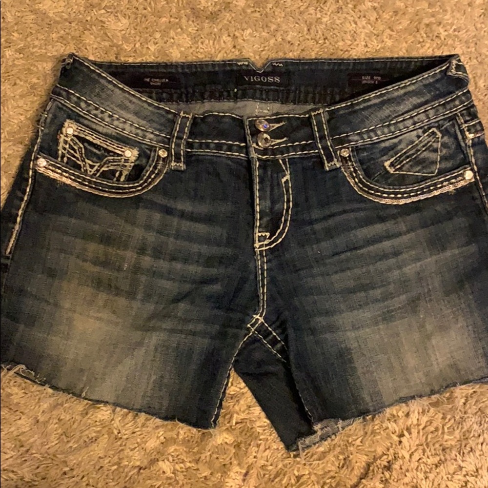 Vigoss Jean shorts. Like New Size 9/10 the Chelsea